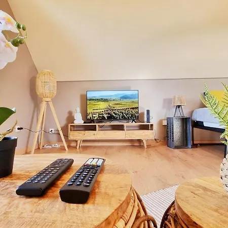 L'evasion - Balcon - Fibre - Calme - Rbnb Апартаменты